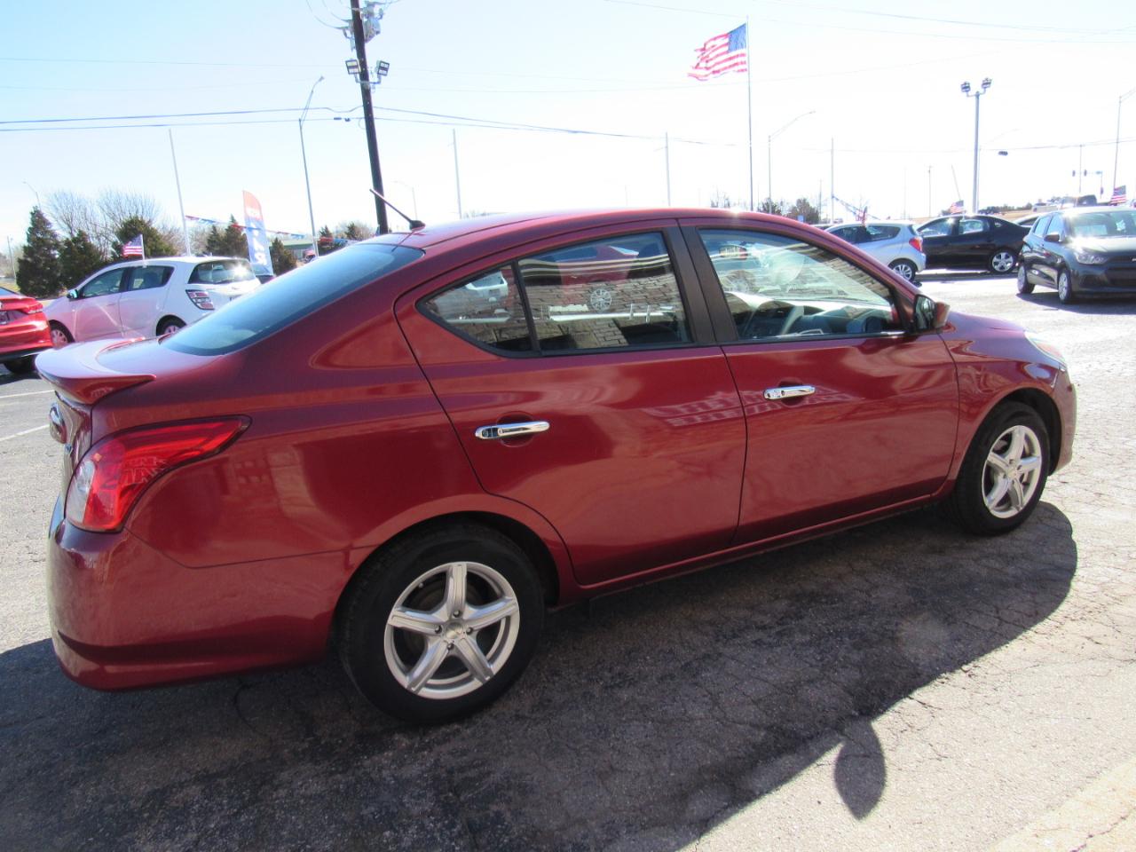 Nissan Versa 1.6 S 5M 2017