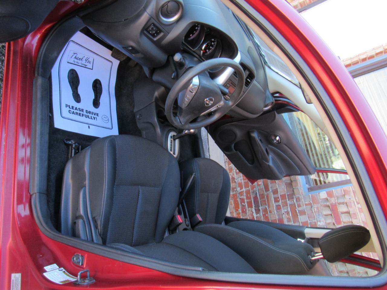 Nissan Versa 1.6 S 5M 2017