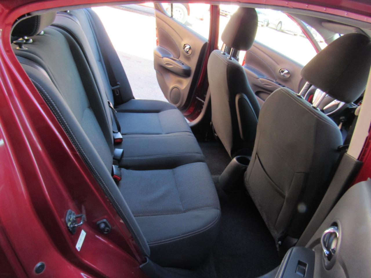 Nissan Versa 1.6 S 5M 2017