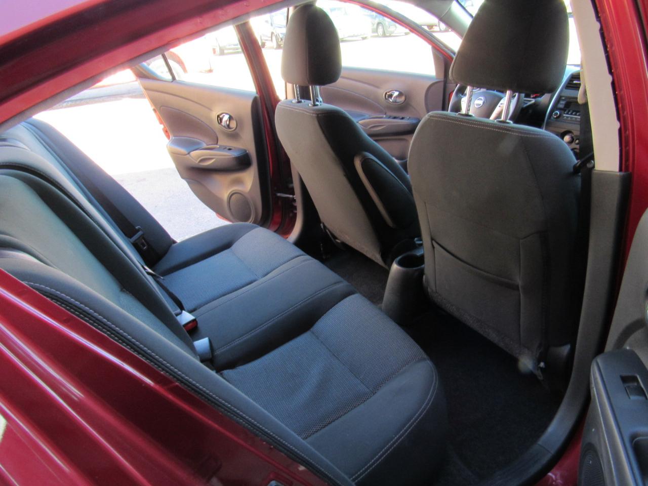 Nissan Versa 1.6 S 5M 2017