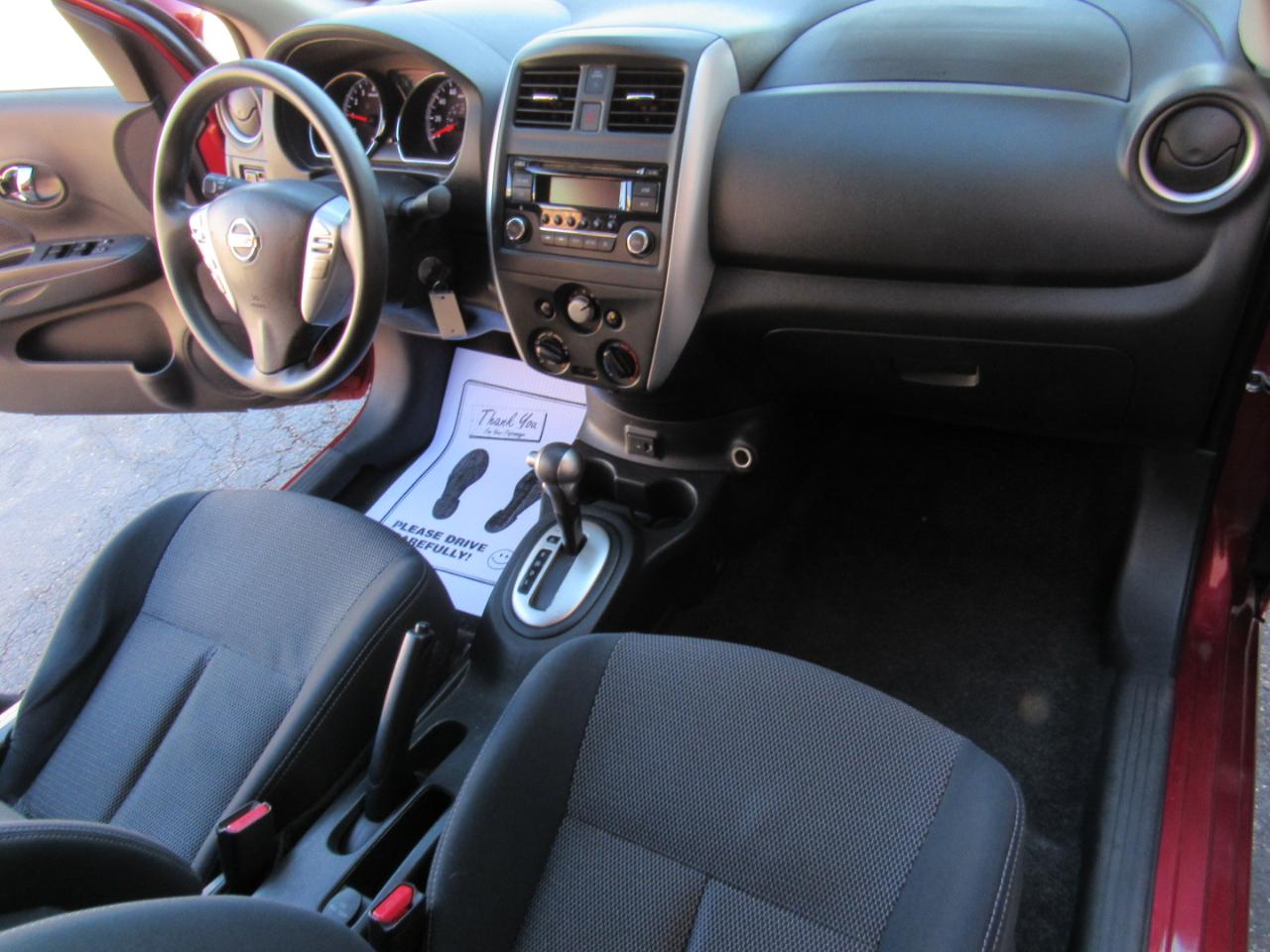 Nissan Versa 1.6 S 5M 2017