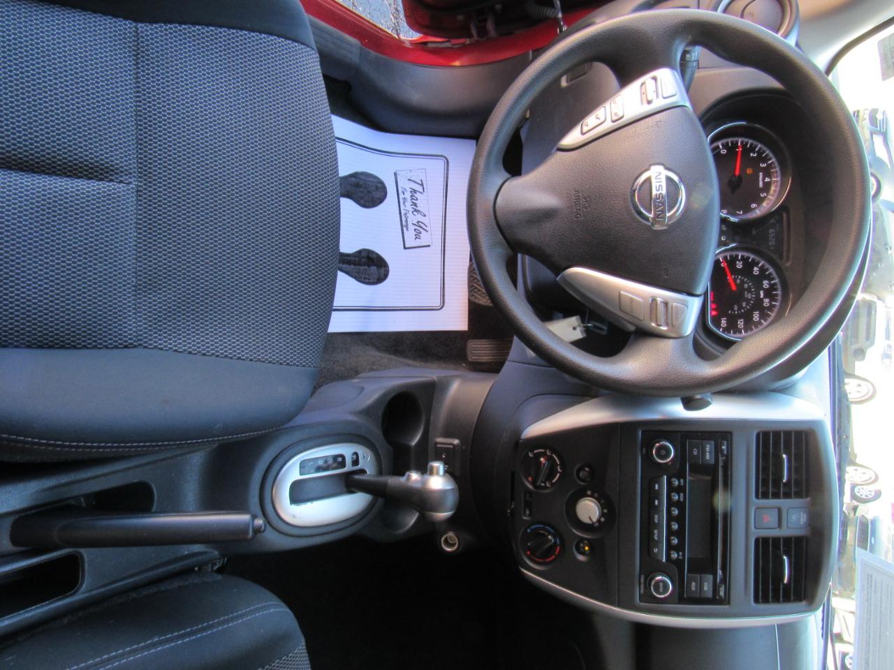 Nissan Versa 1.6 S 5M 2017