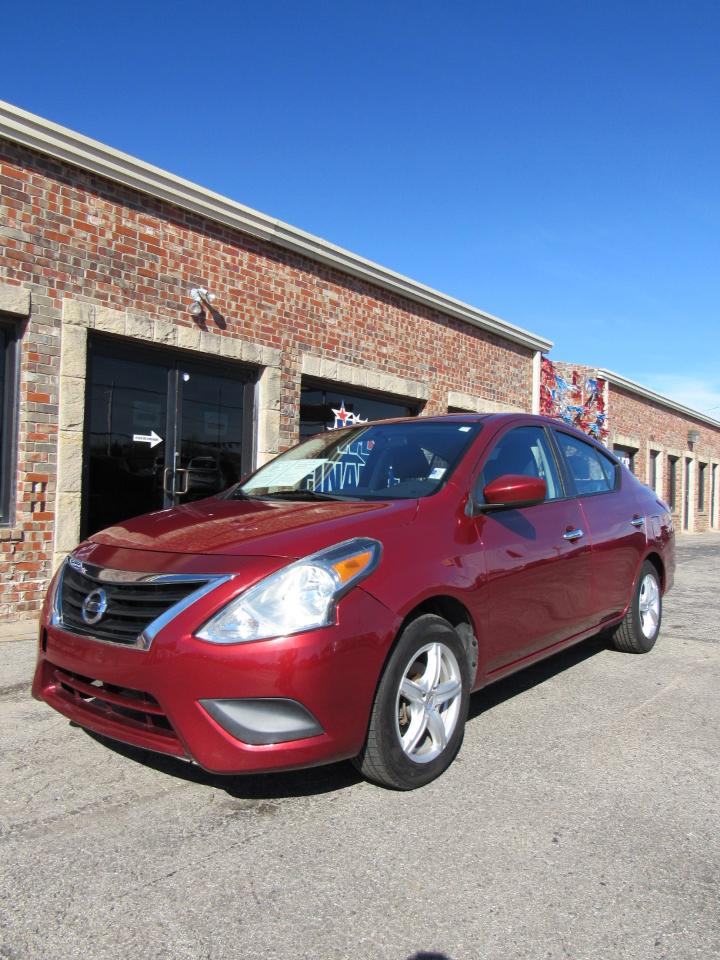 Nissan Versa 1.6 S 5M 2017