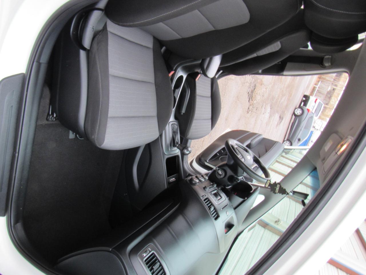 Kia Forte 5-Door LX 2016