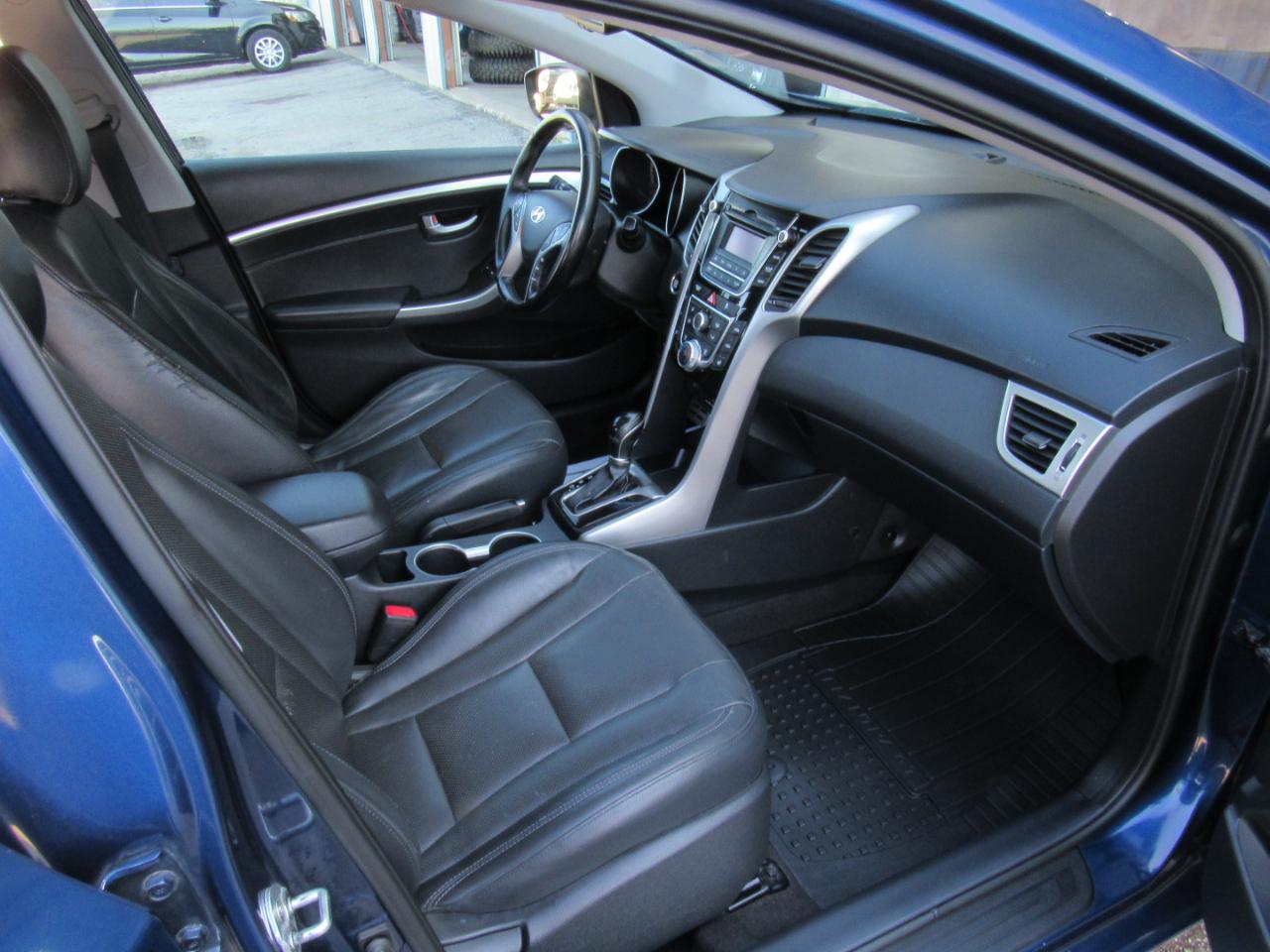 Hyundai Elantra GT A/T 2014