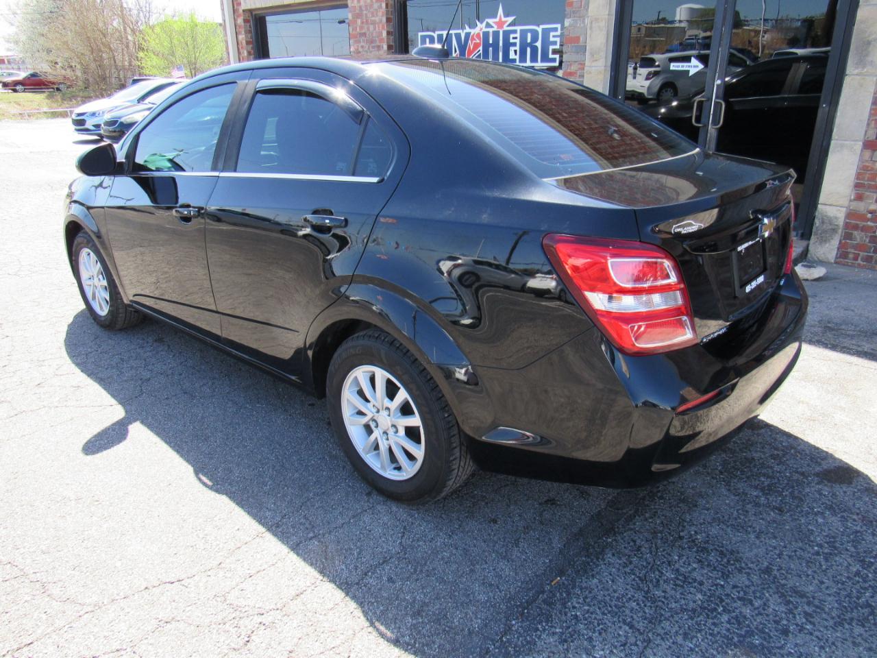 Chevrolet Sonic LT Auto Sedan 2017