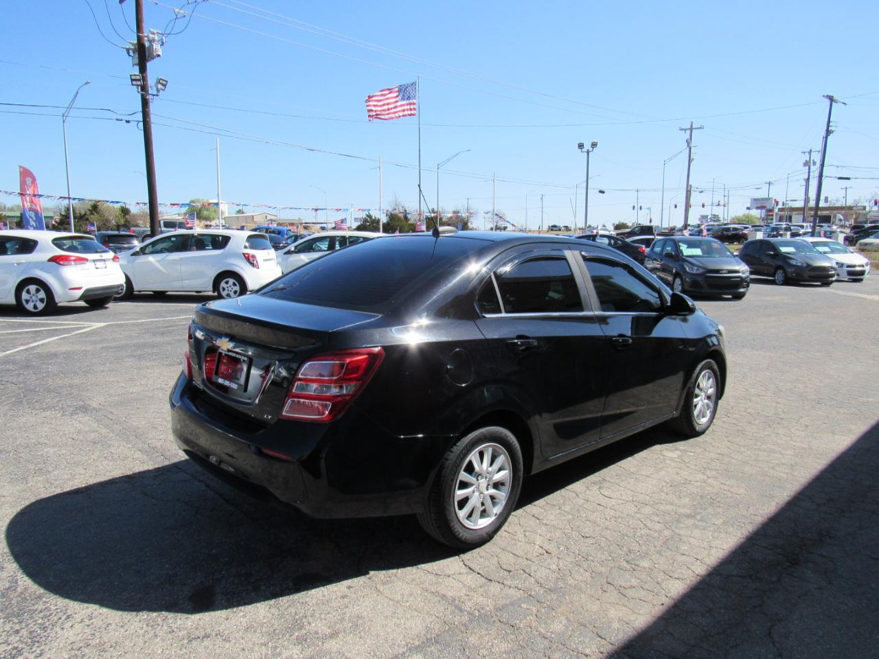 Chevrolet Sonic LT Auto Sedan 2017