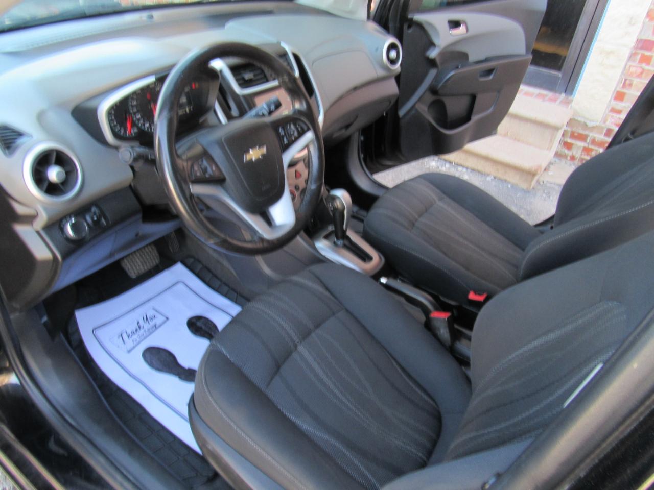 Chevrolet Sonic LT Auto Sedan 2017