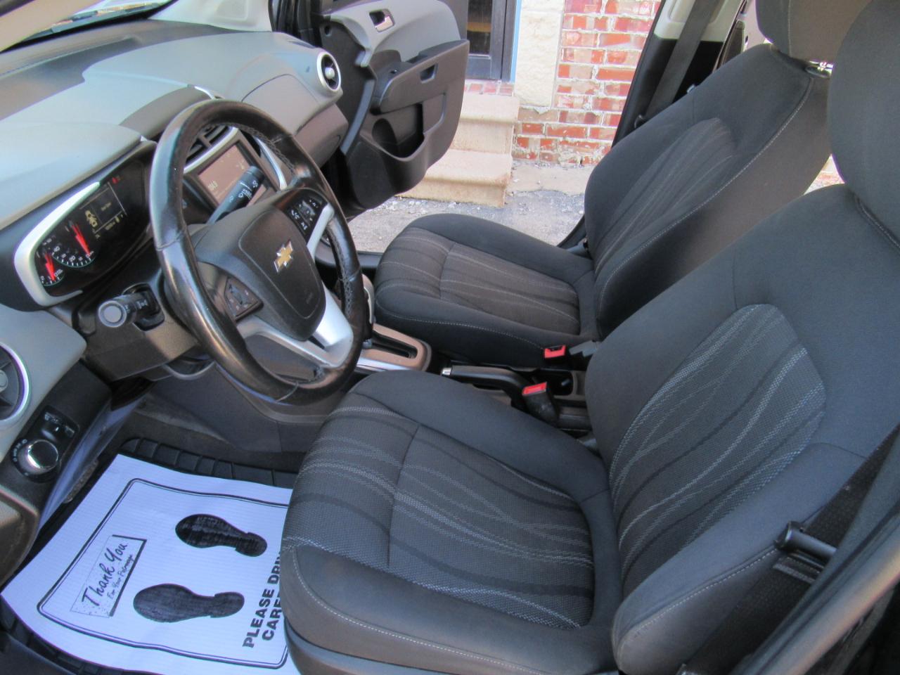 Chevrolet Sonic LT Auto Sedan 2017