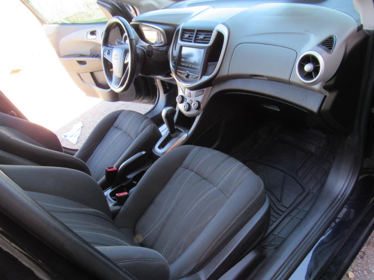 Chevrolet Sonic LT Auto Sedan 2017