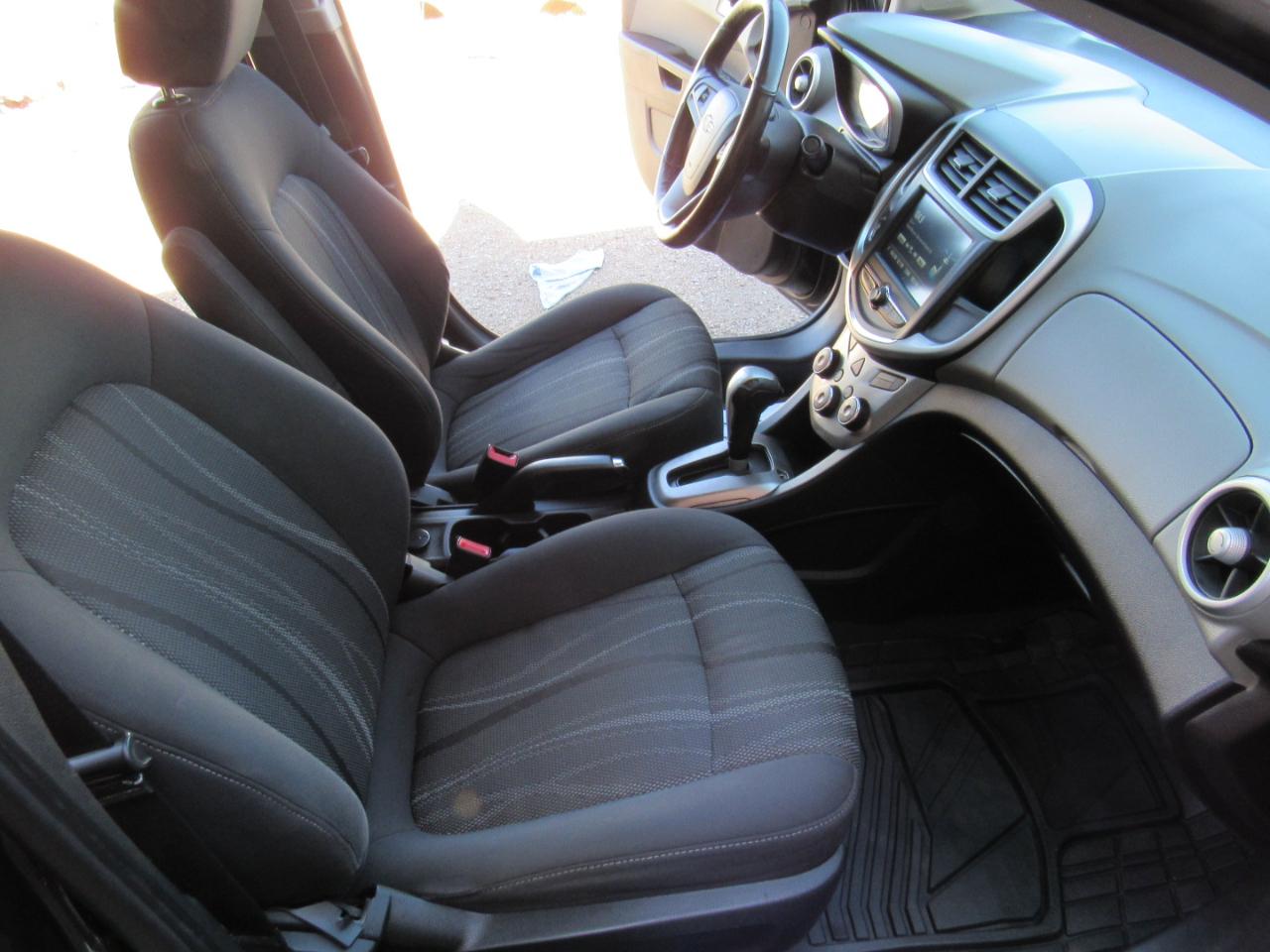 Chevrolet Sonic LT Auto Sedan 2017