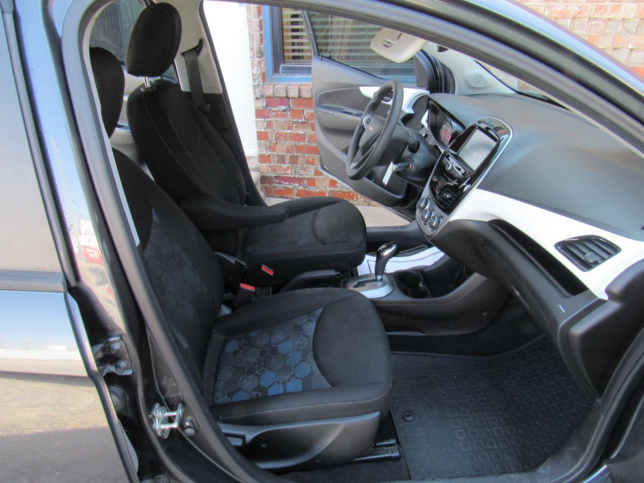 Chevrolet Spark 1LT CVT 2018