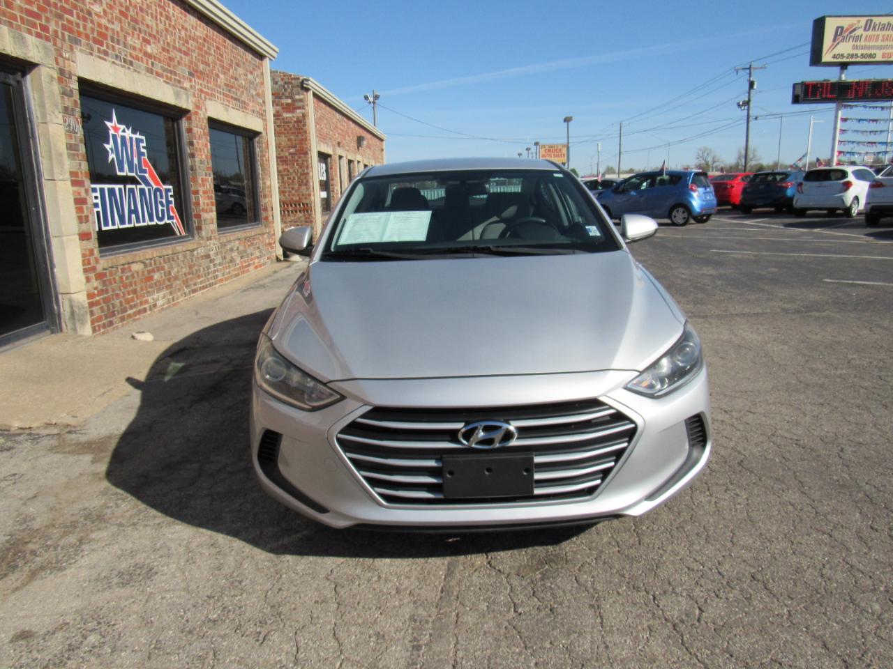 Hyundai Elantra Value Edition 6A 2017