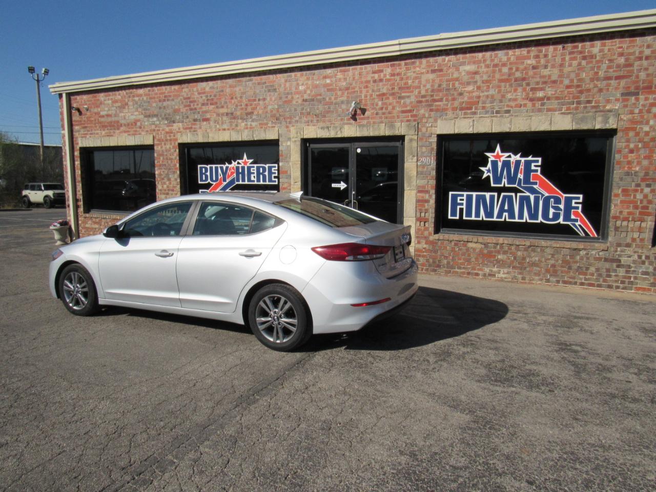 Hyundai Elantra Value Edition 6A 2017