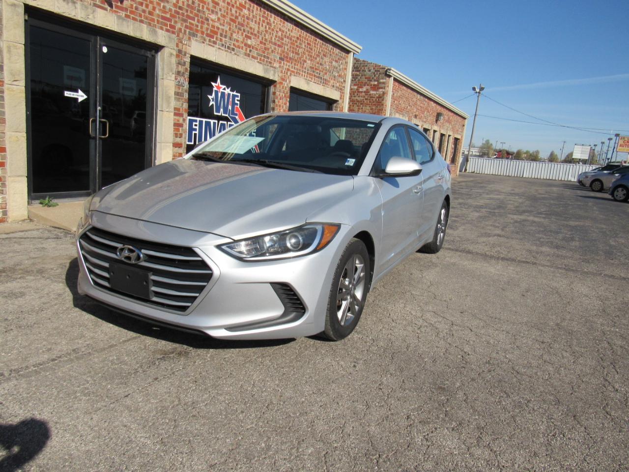 Hyundai Elantra Value Edition 6A 2017