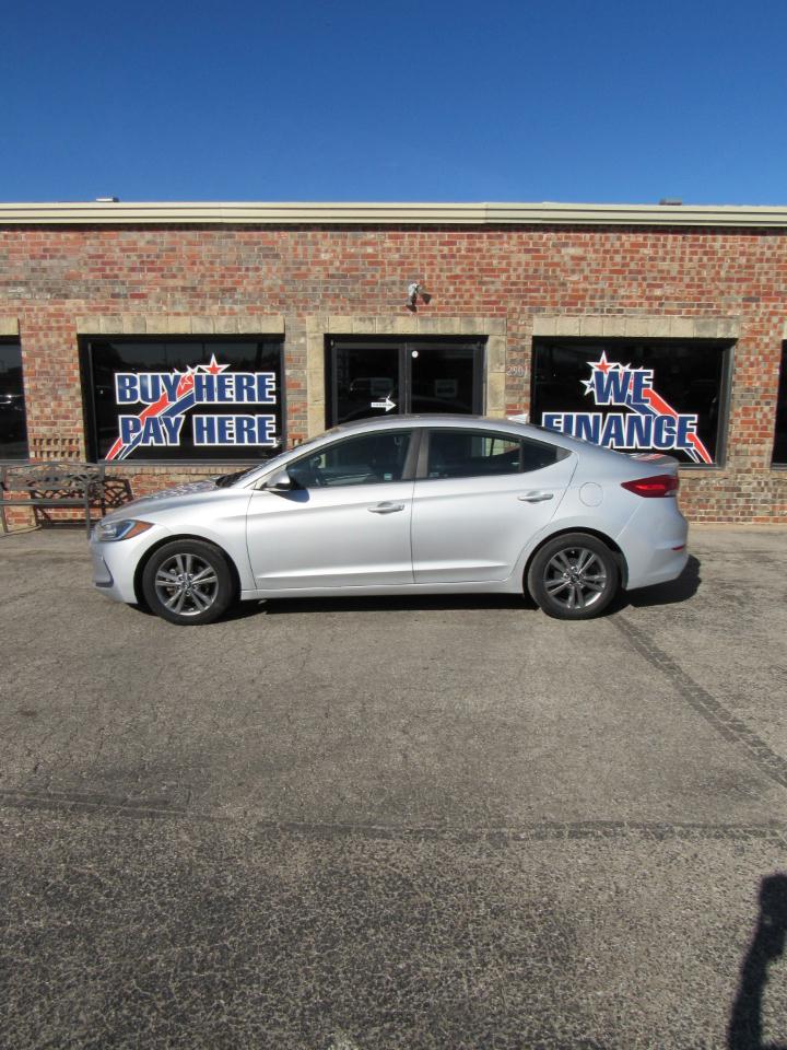 Hyundai Elantra Value Edition 6A 2017