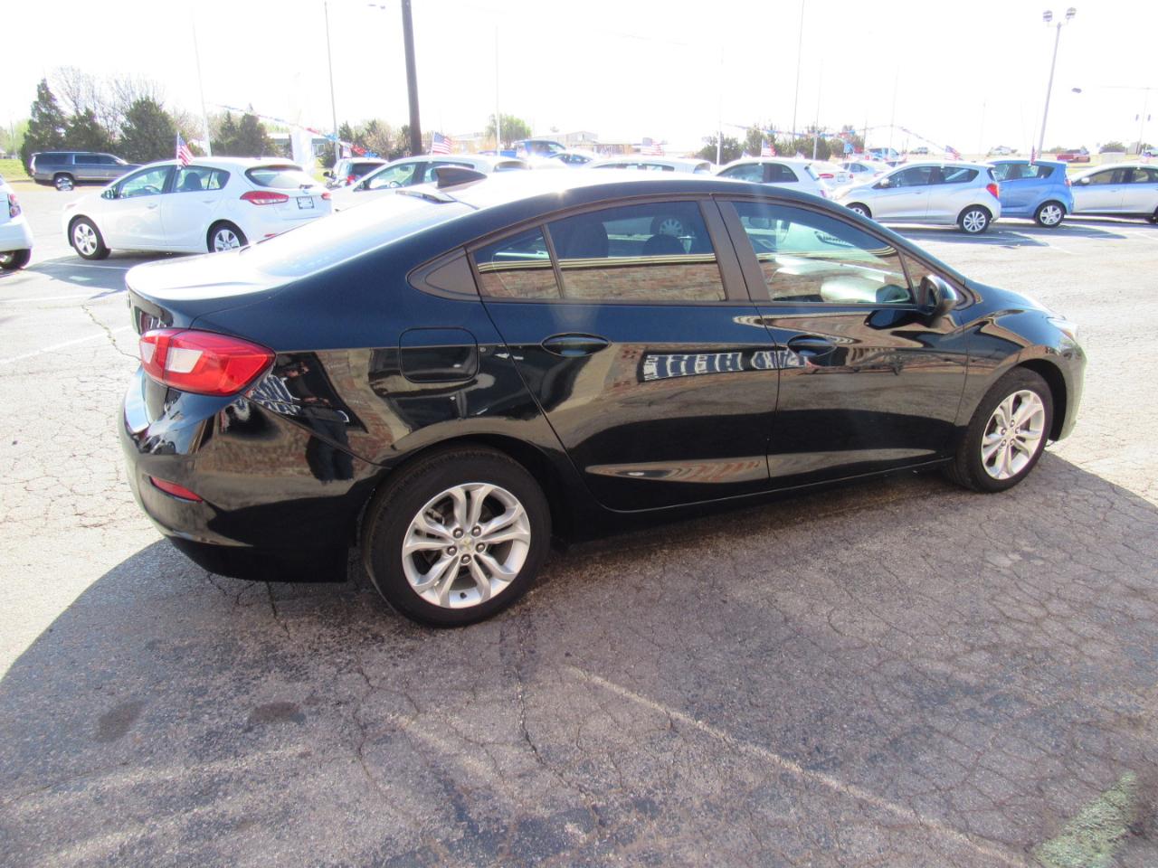 Chevrolet Cruze LS Auto 2019