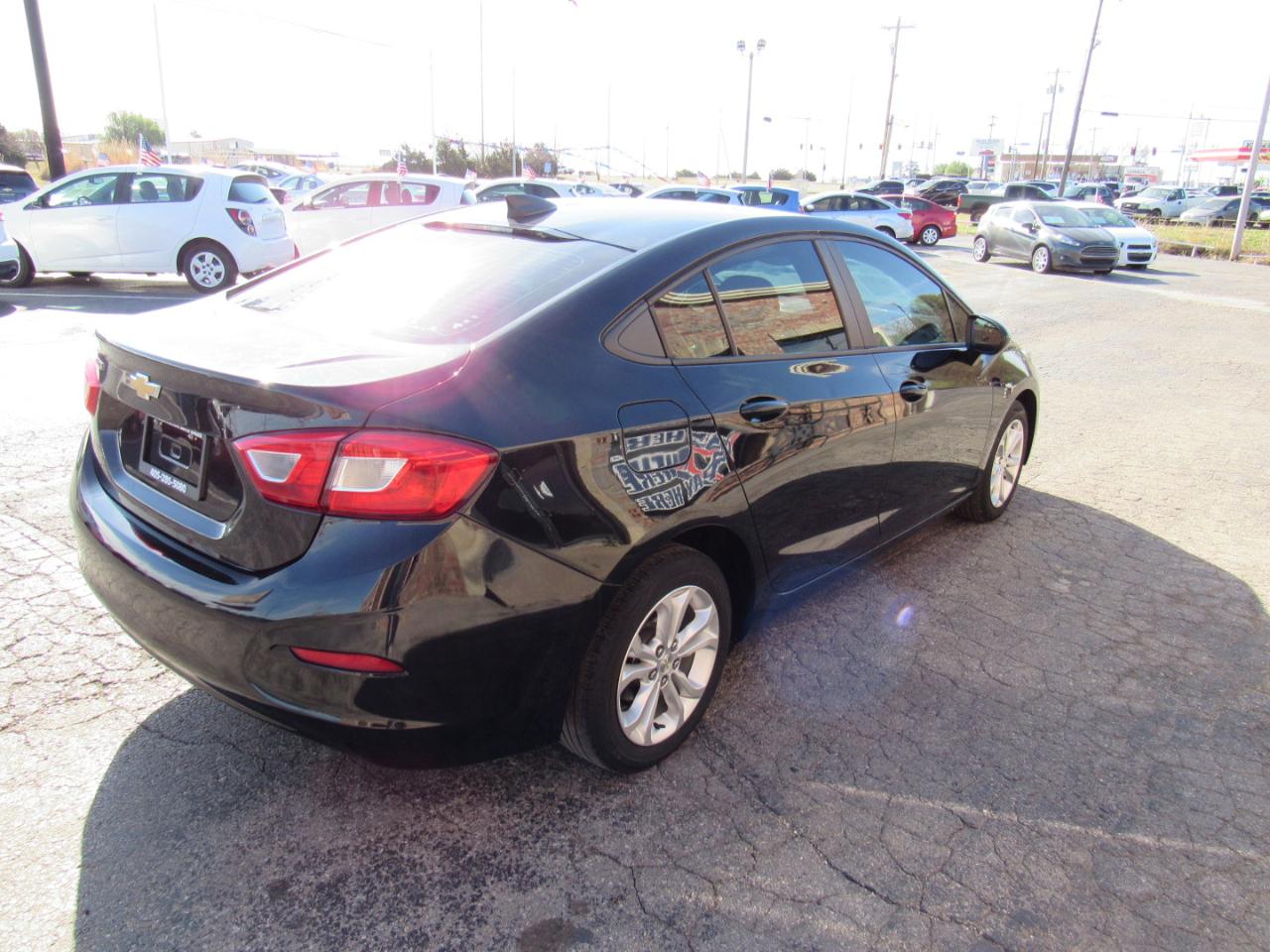 Chevrolet Cruze LS Auto 2019