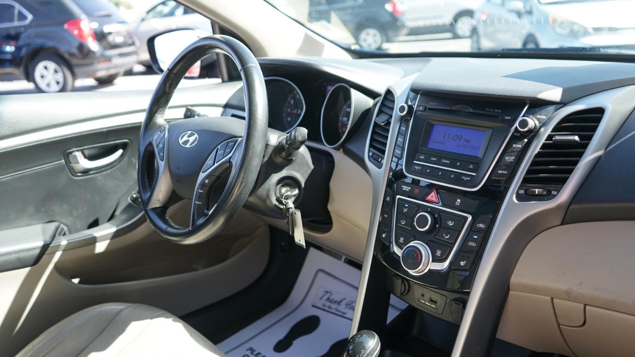 Hyundai Elantra GT A/T 2013
