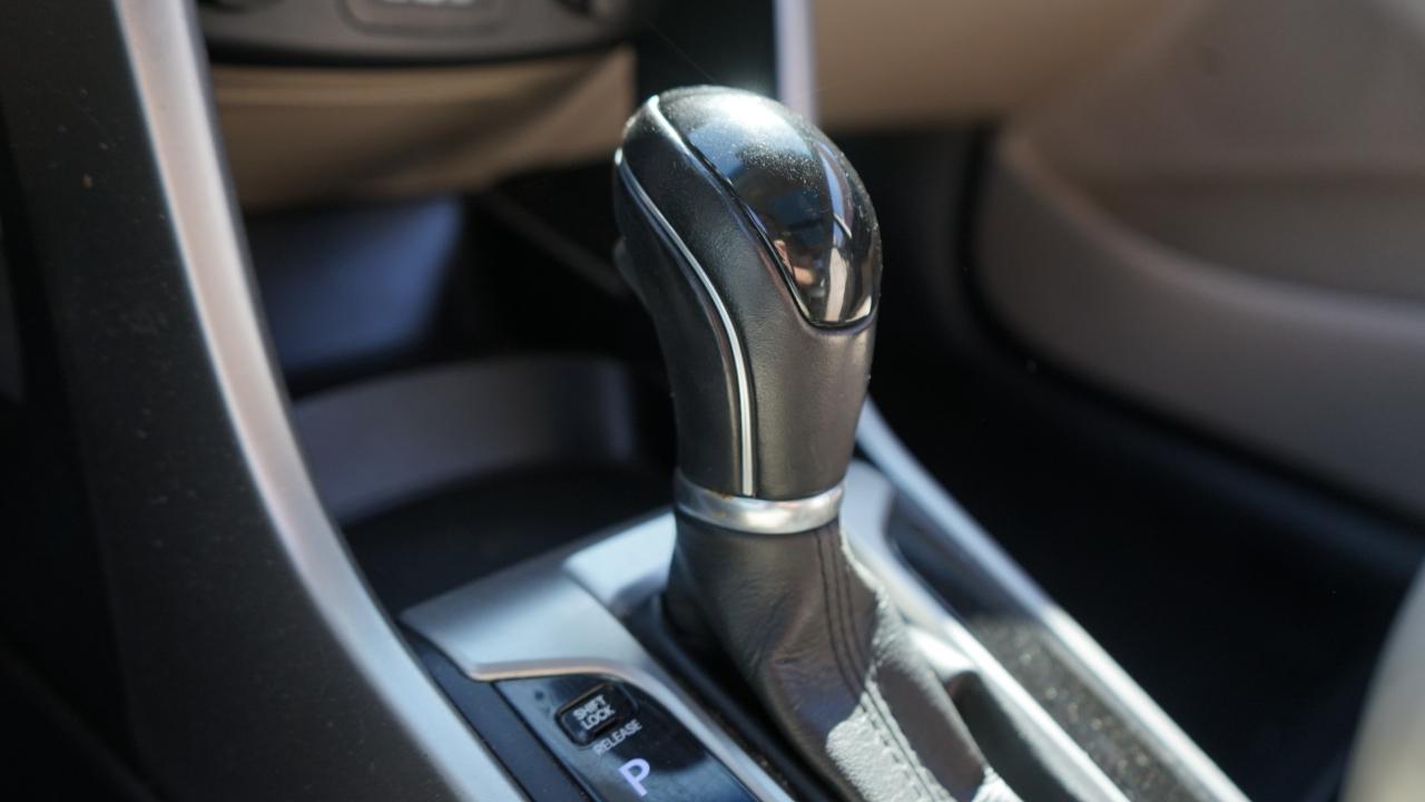 Hyundai Elantra GT A/T 2013