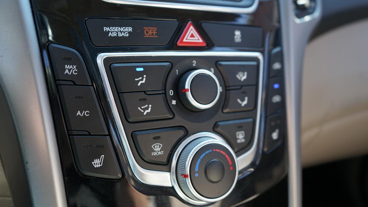 Hyundai Elantra GT A/T 2013