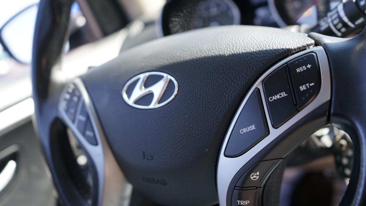 Hyundai Elantra GT A/T 2013