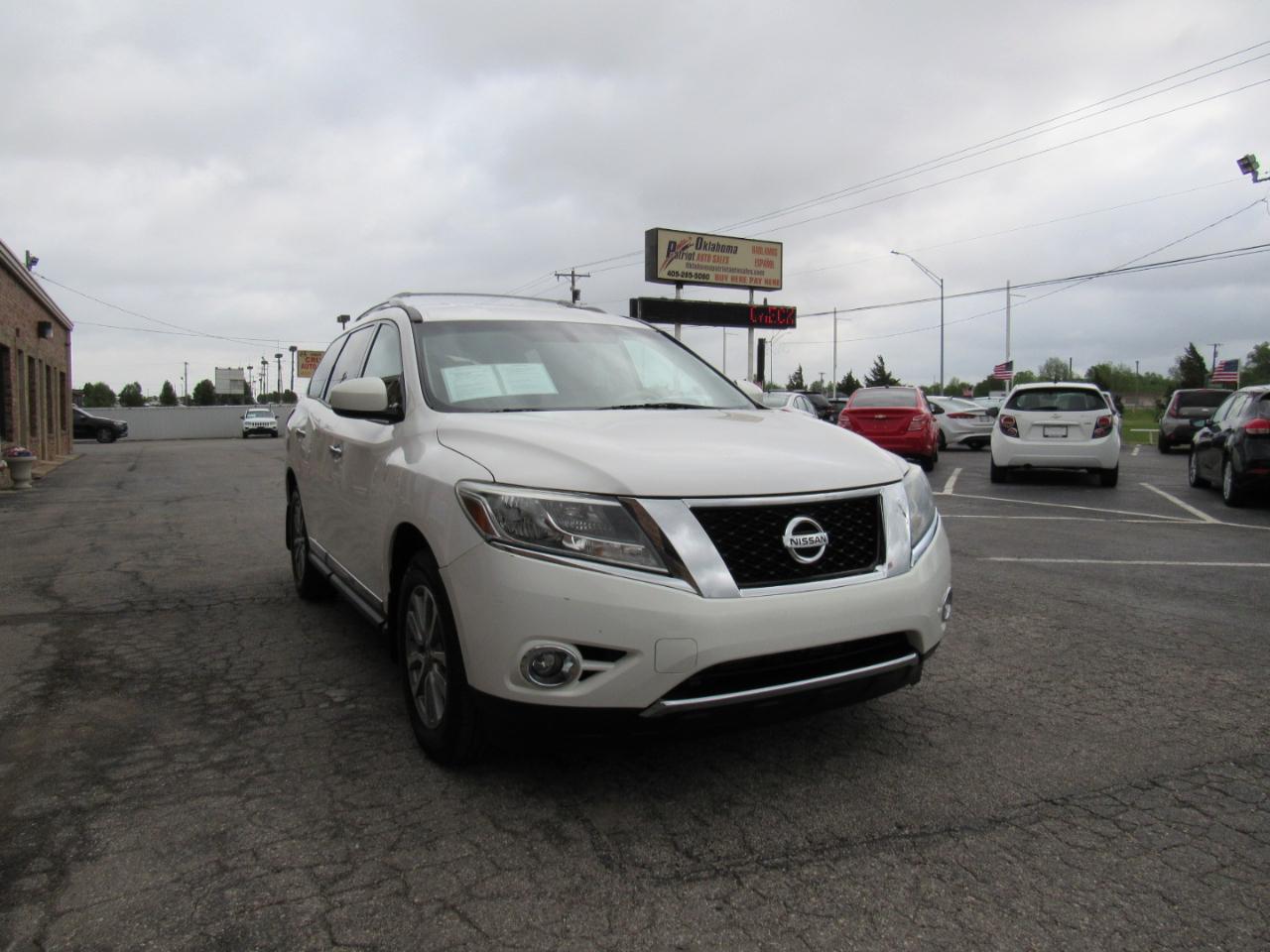 Nissan Pathfinder S 4WD 2013