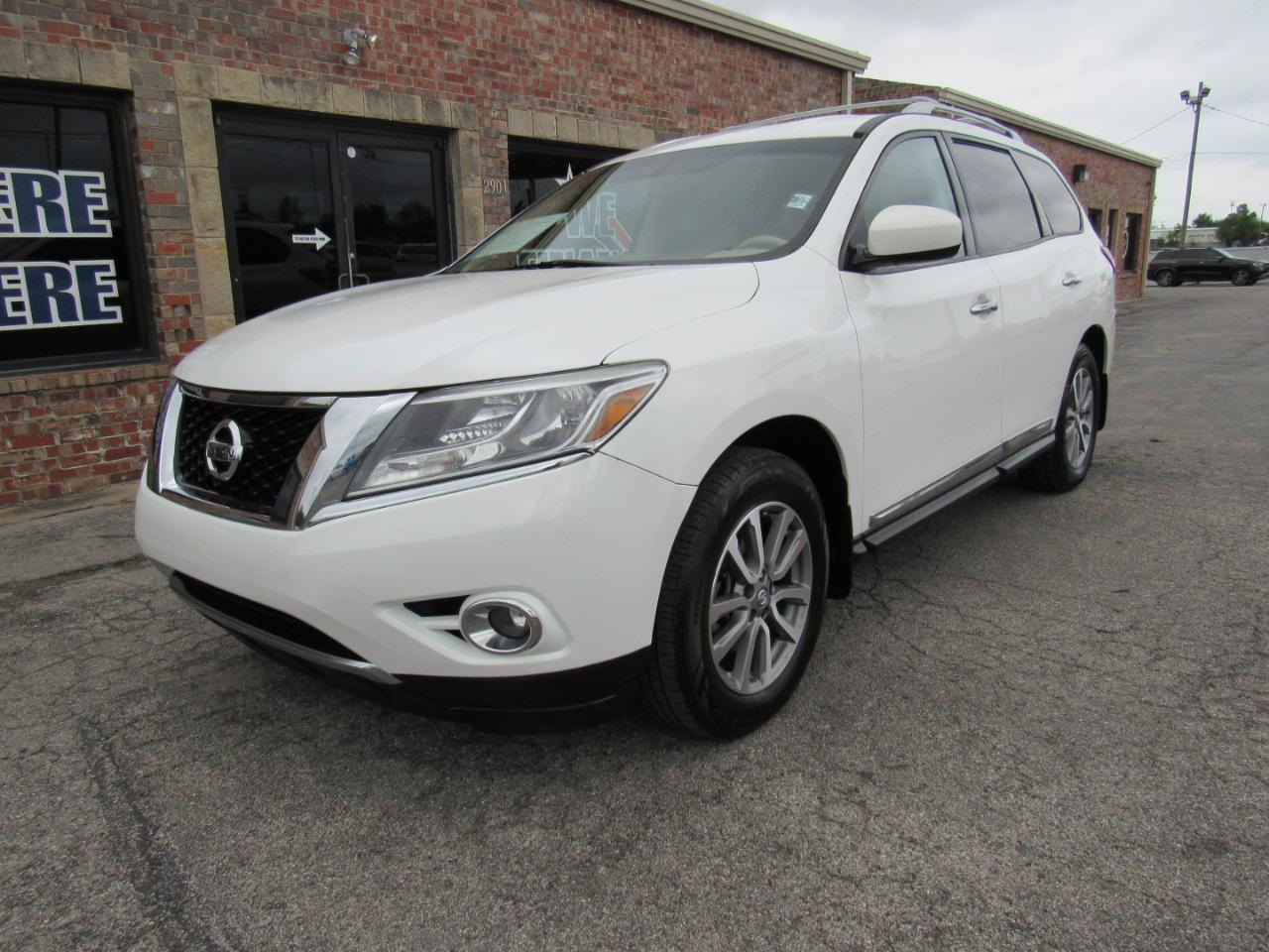 Nissan Pathfinder S 4WD 2013