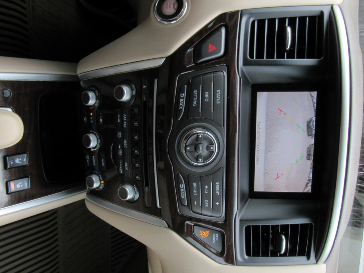 Nissan Pathfinder S 4WD 2013