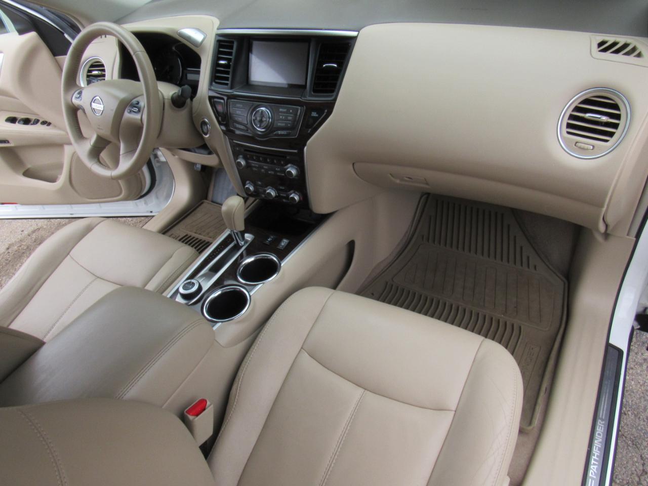 Nissan Pathfinder S 4WD 2013