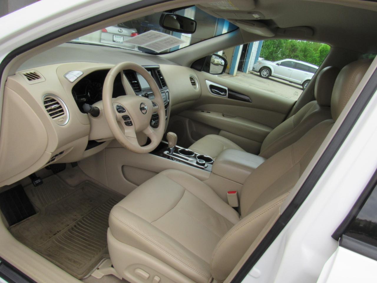 Nissan Pathfinder S 4WD 2013