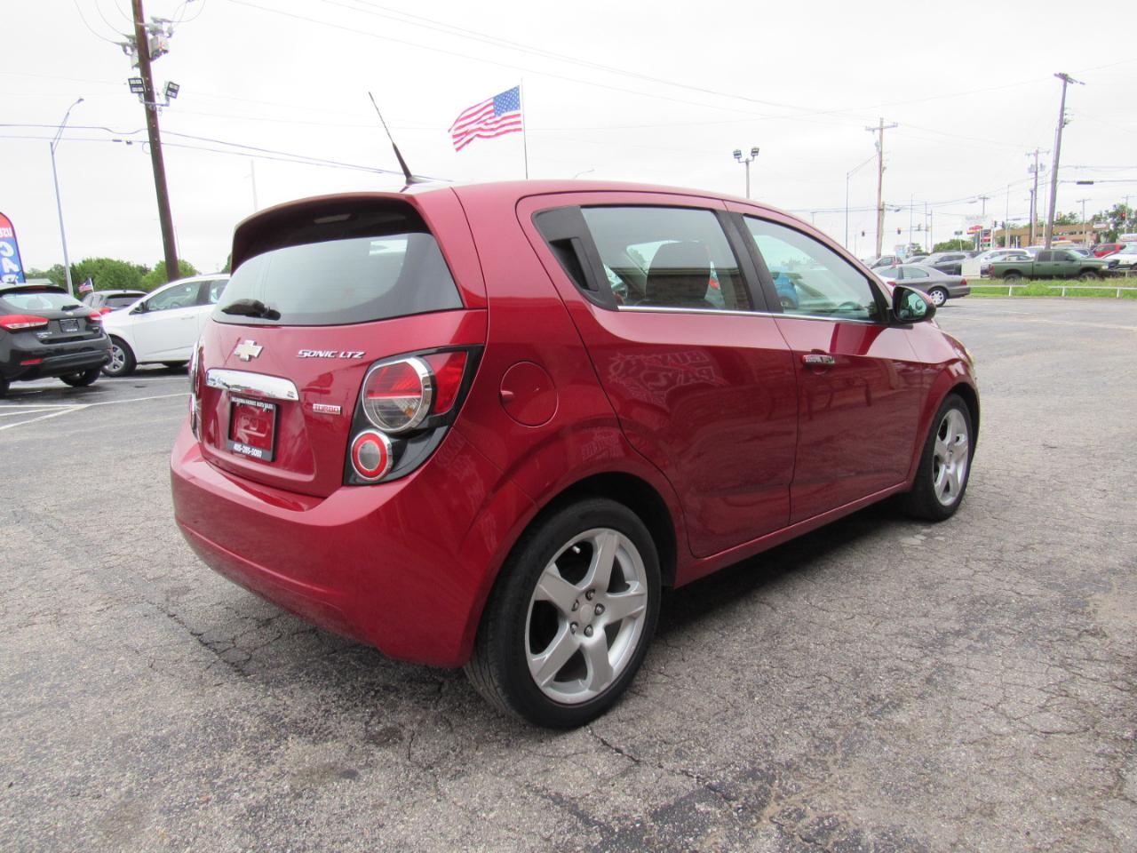 Chevrolet Sonic LTZ Auto 5-Door 2013