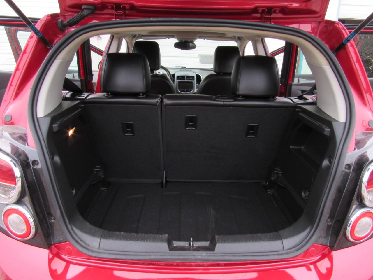 Chevrolet Sonic LTZ Auto 5-Door 2013