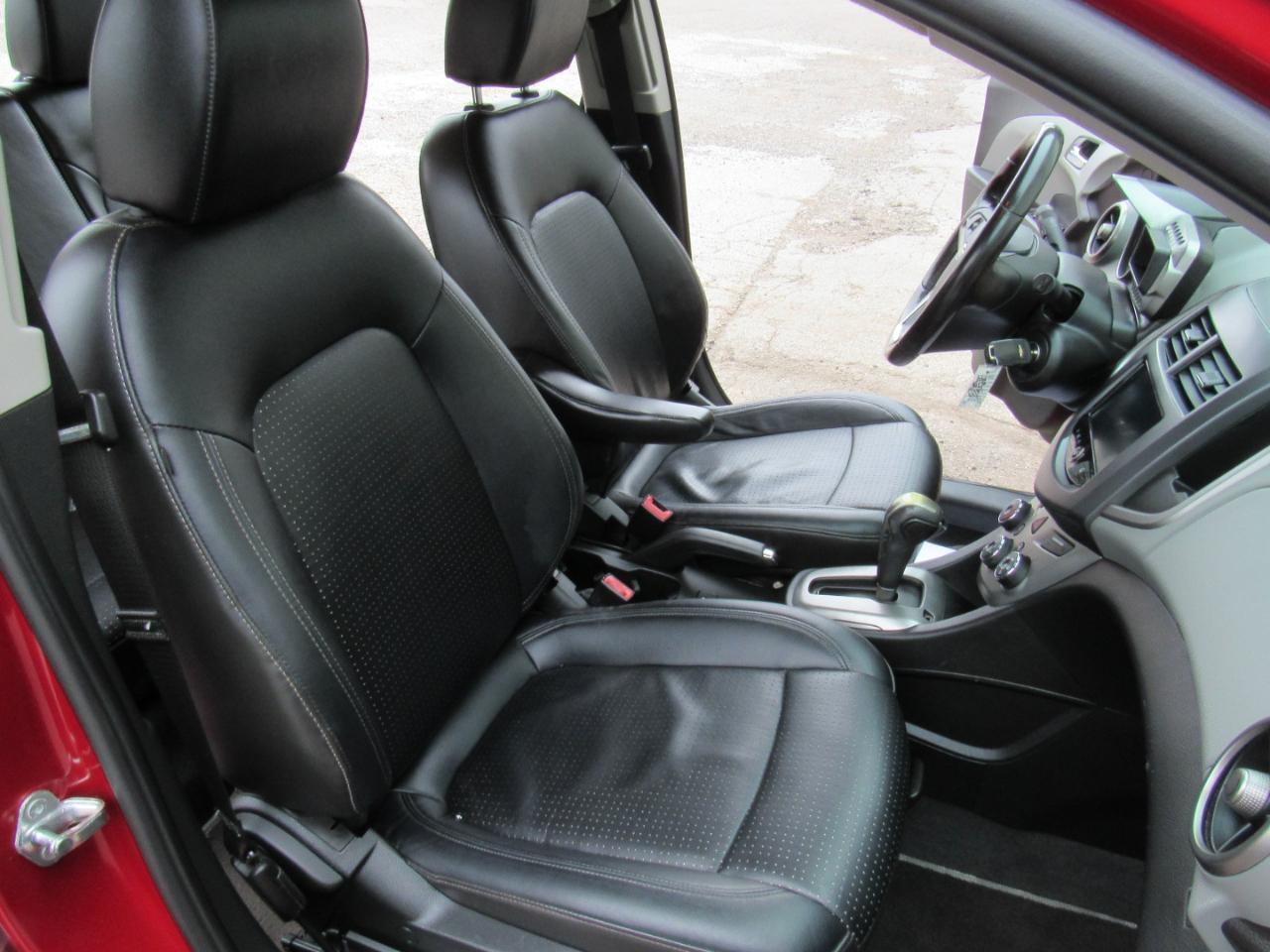 Chevrolet Sonic LTZ Auto 5-Door 2013