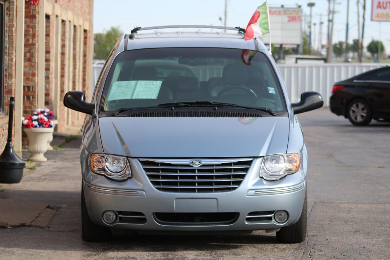 Chrysler Town & Country Limited 2006
