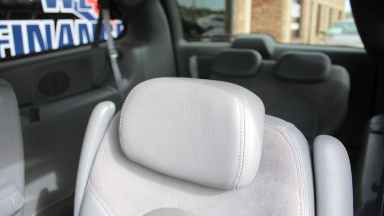 Chrysler Town & Country Limited 2006