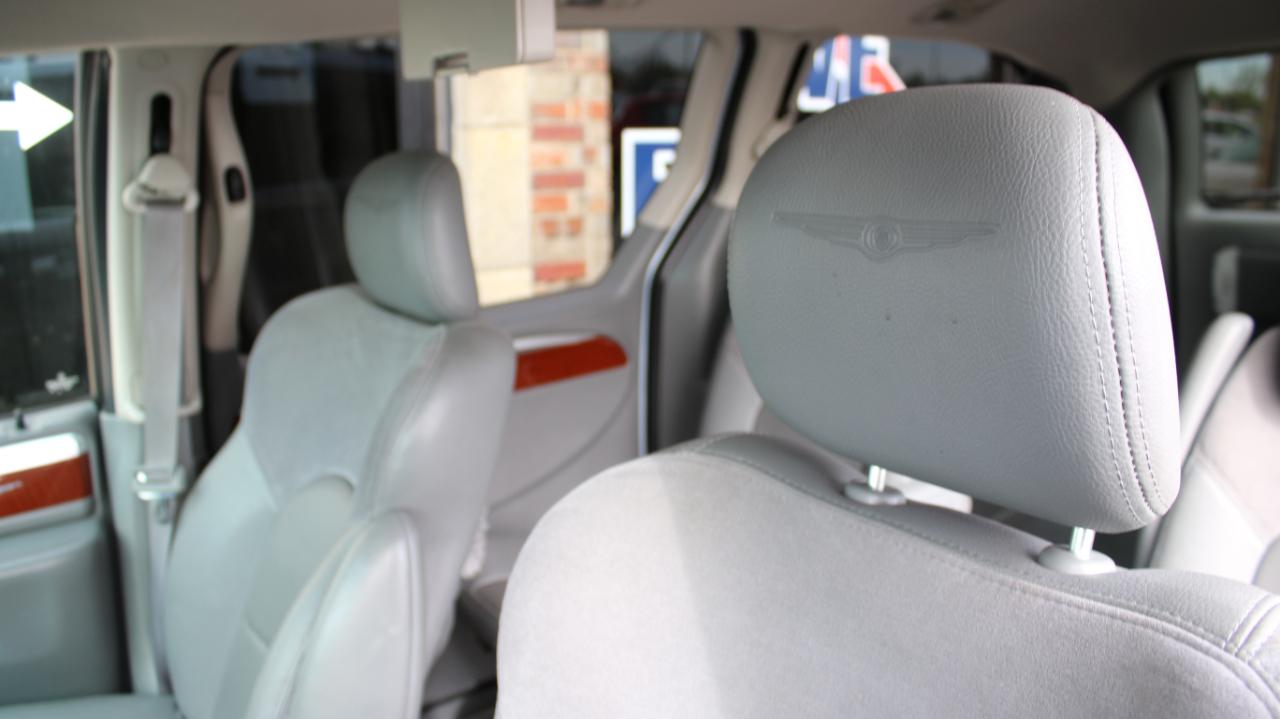 Chrysler Town & Country Limited 2006