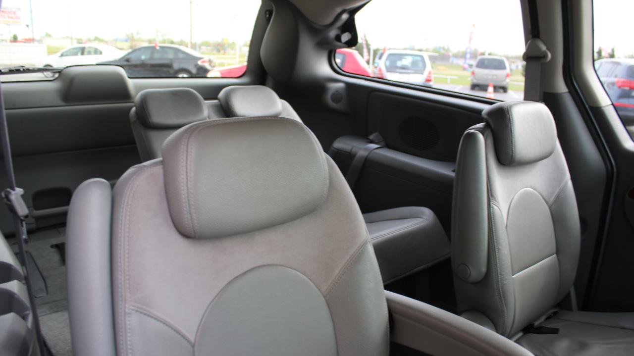 Chrysler Town & Country Limited 2006