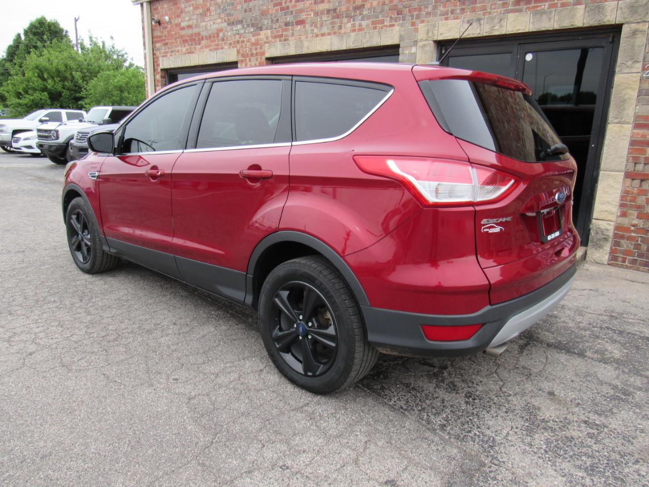Ford Escape SE FWD 2016