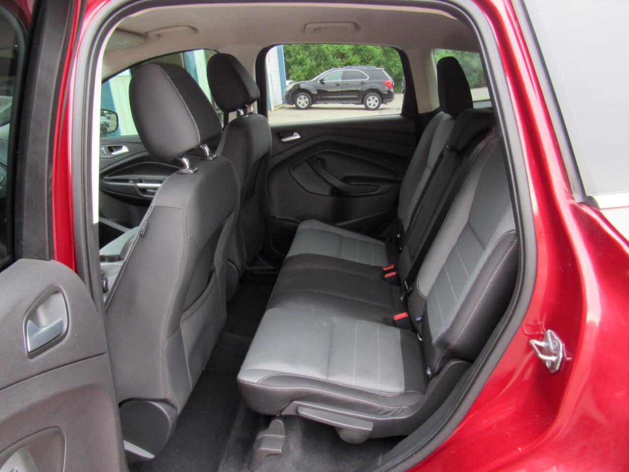 Ford Escape SE FWD 2016