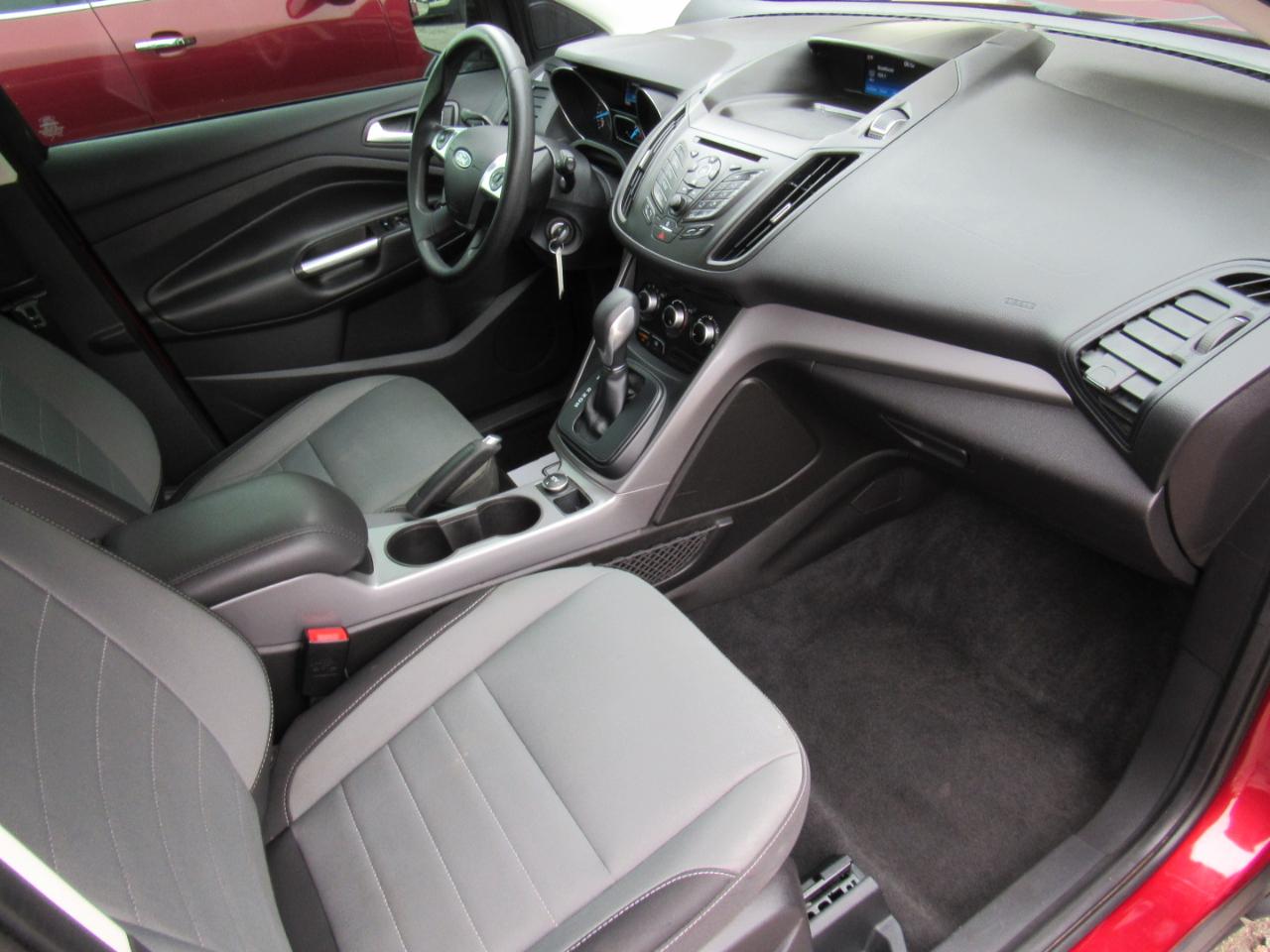 Ford Escape SE FWD 2016