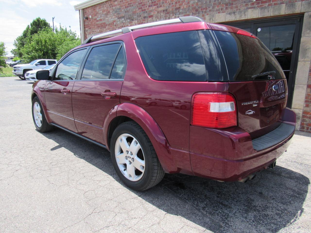 Ford Freestyle Limited AWD 2005
