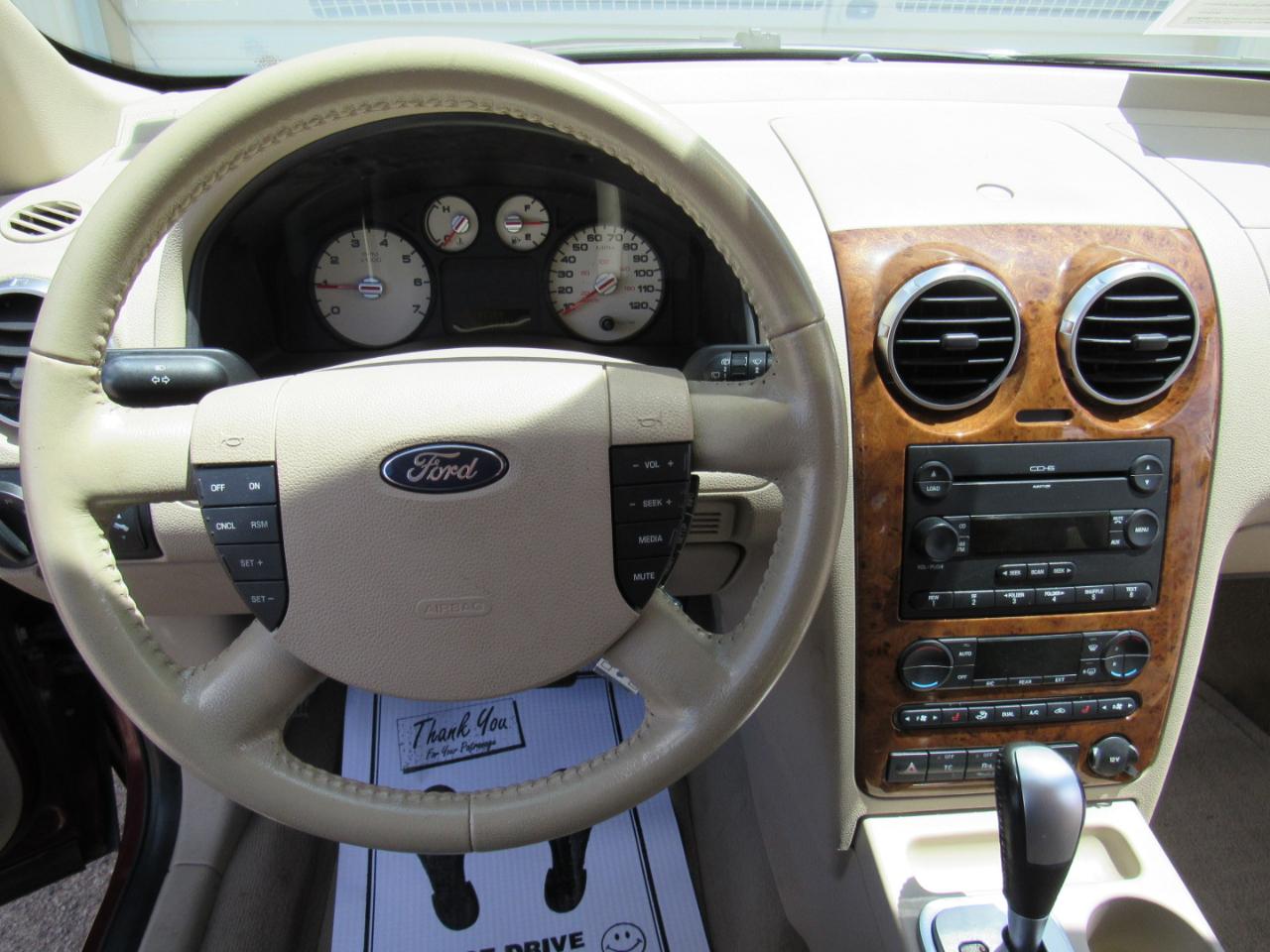 Ford Freestyle Limited AWD 2005
