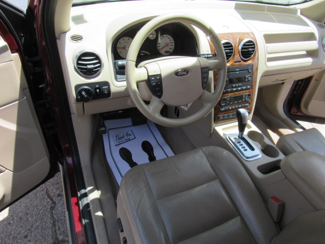 Ford Freestyle Limited AWD 2005