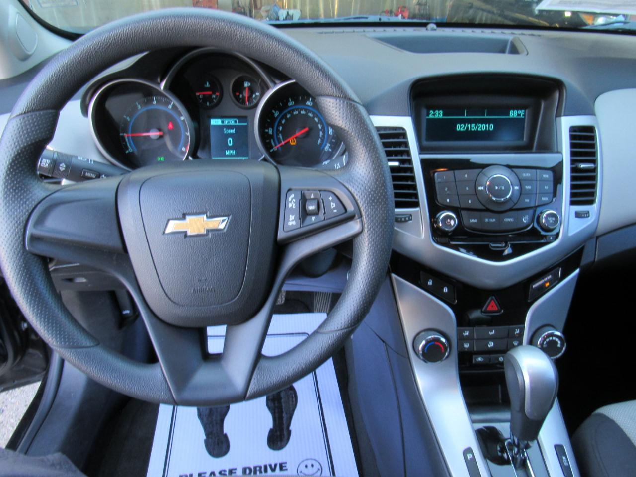 Chevrolet Cruze LS Auto 2014
