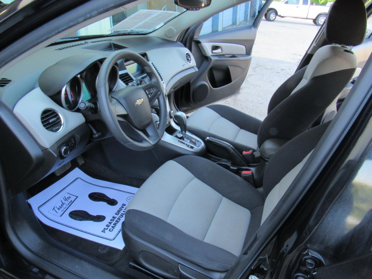 Chevrolet Cruze LS Auto 2014