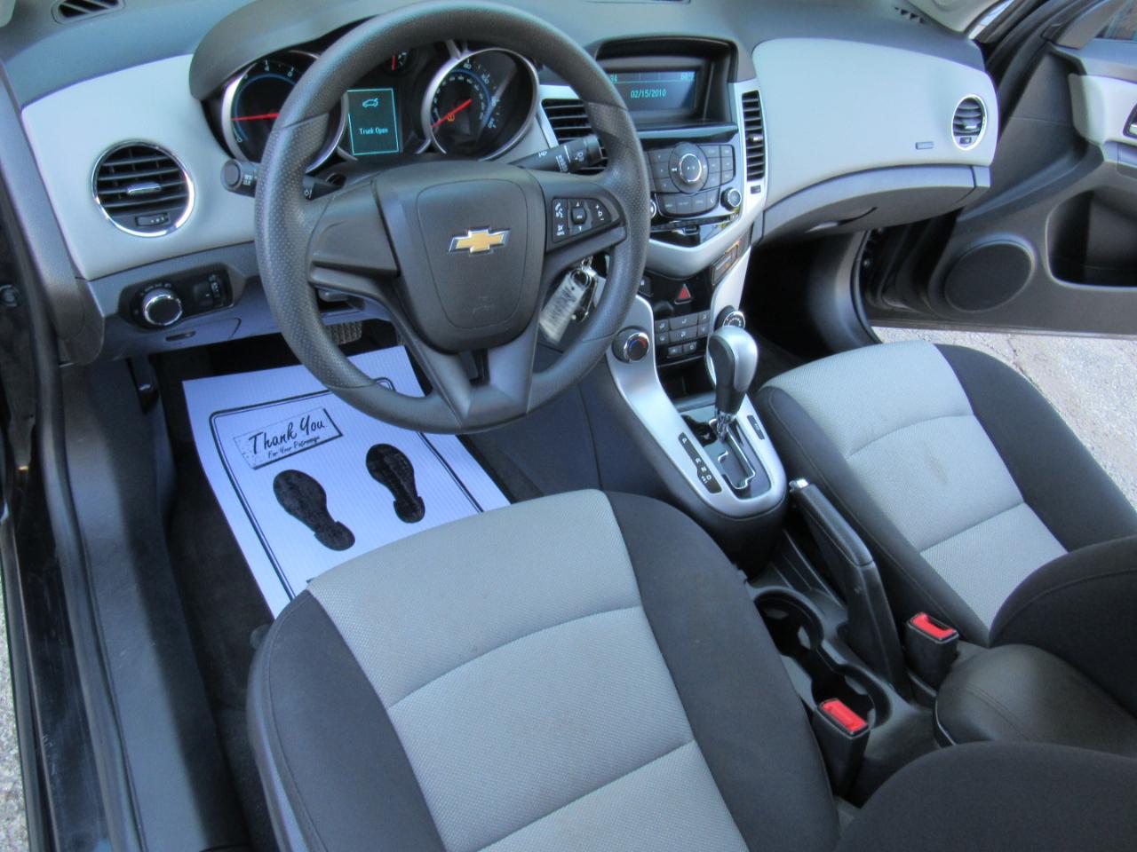 Chevrolet Cruze LS Auto 2014