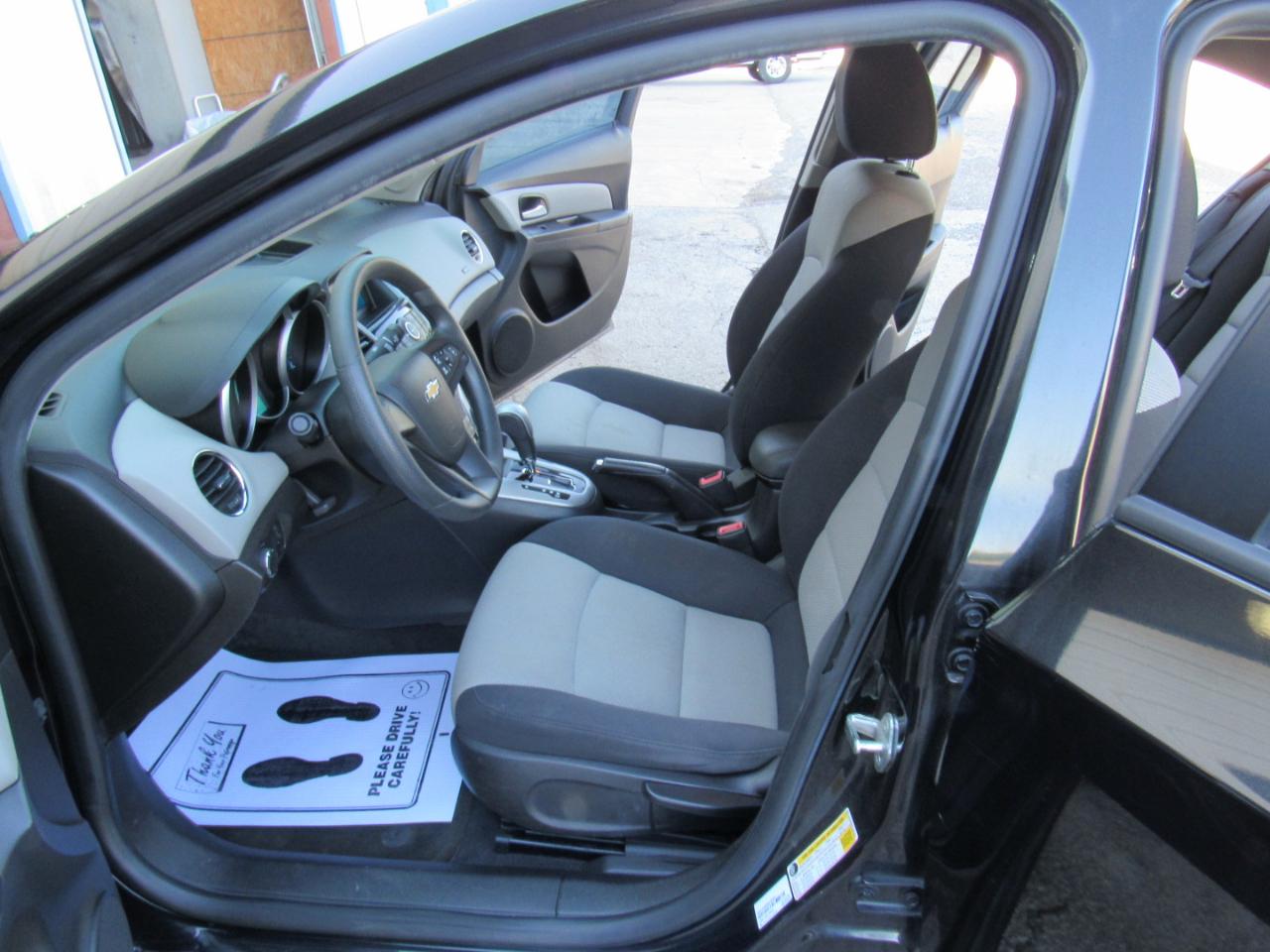 Chevrolet Cruze LS Auto 2014