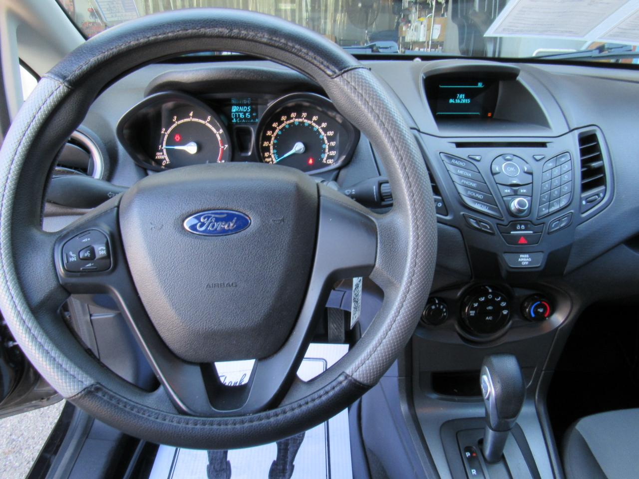Ford Fiesta S Sedan 2015