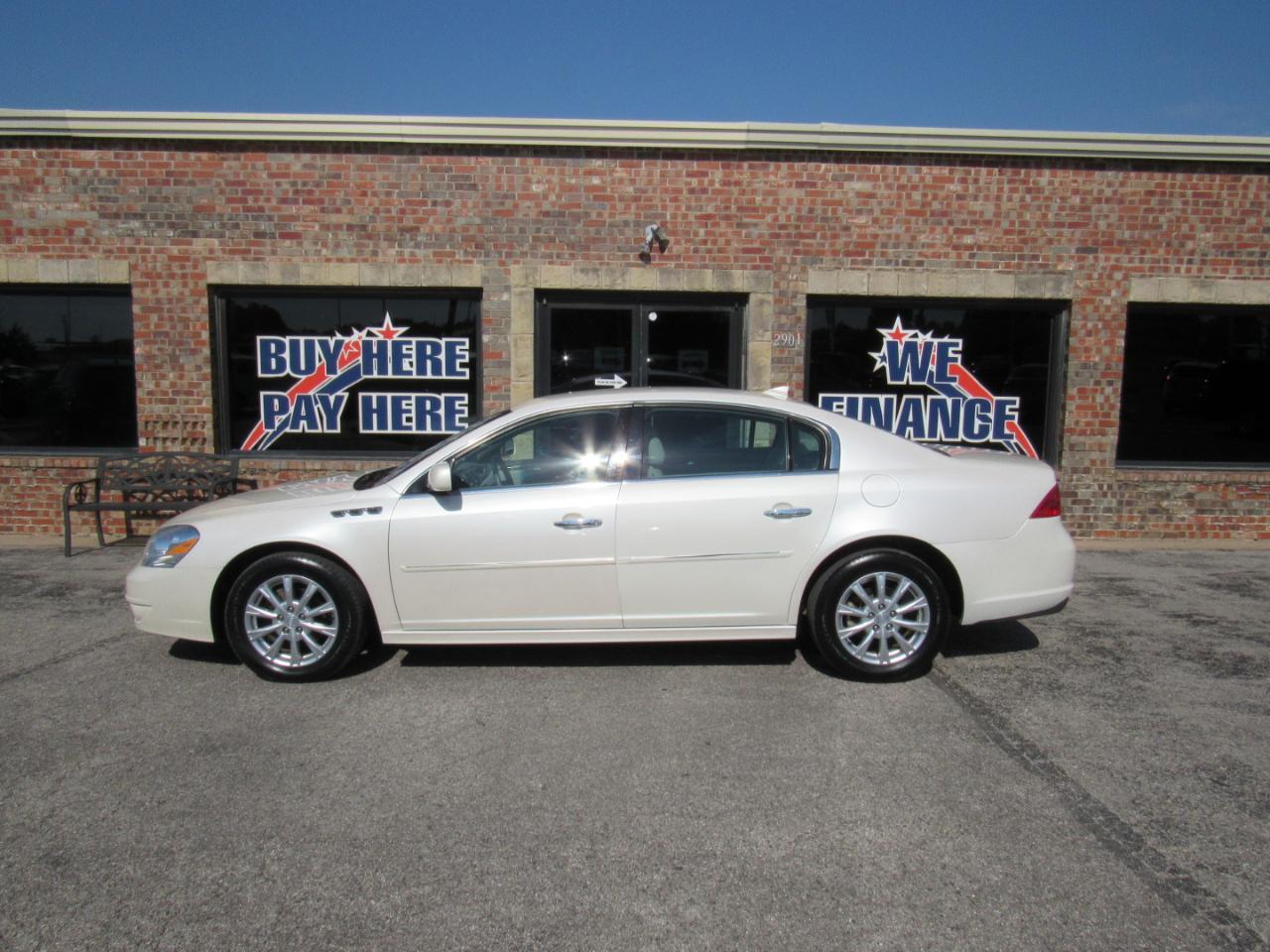 Buick Lucerne CXL 2010